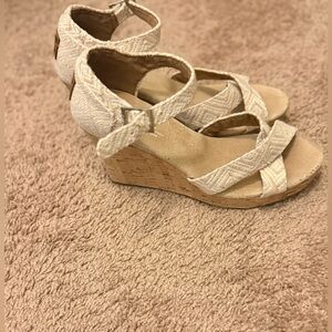 Toms Cream Wedge Sandals